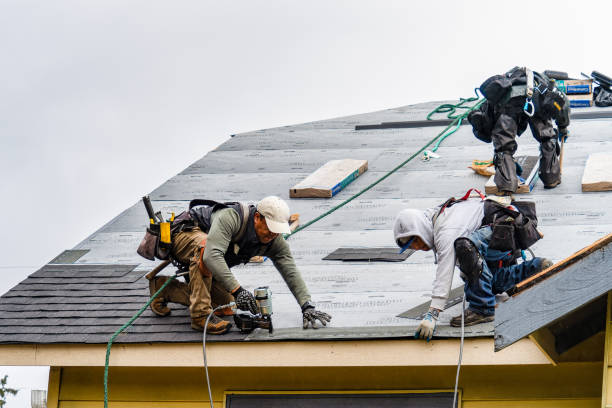 Professional Gutter Installation technician working in Weimar, CA